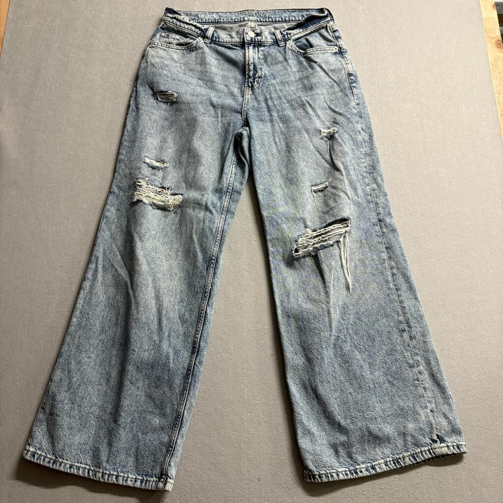 Arizona Jean Co Womens 10 Low Rise Baggy Jeans Blue Acid Wash Distressed Wide