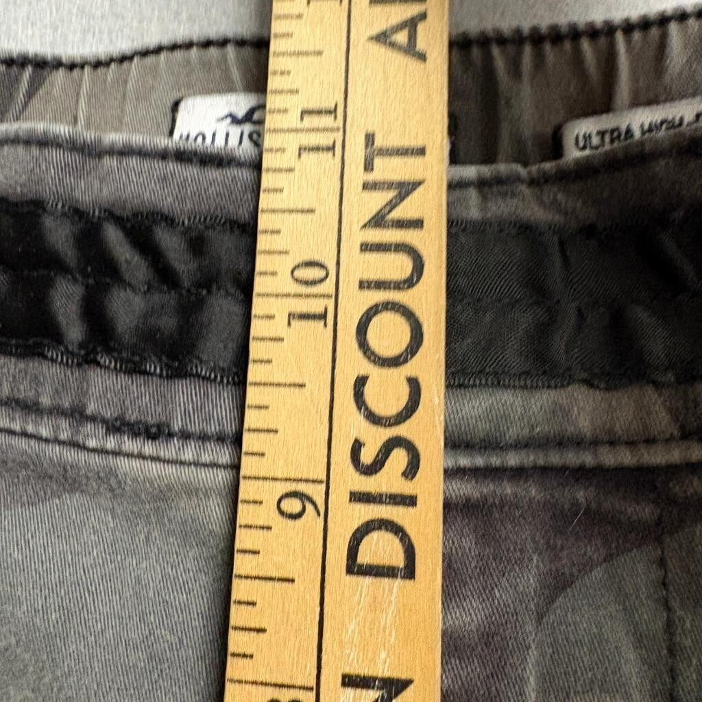 Hollister Ultra High Rise Jogger Pants Womens Medium Camo Green Stretch Utility