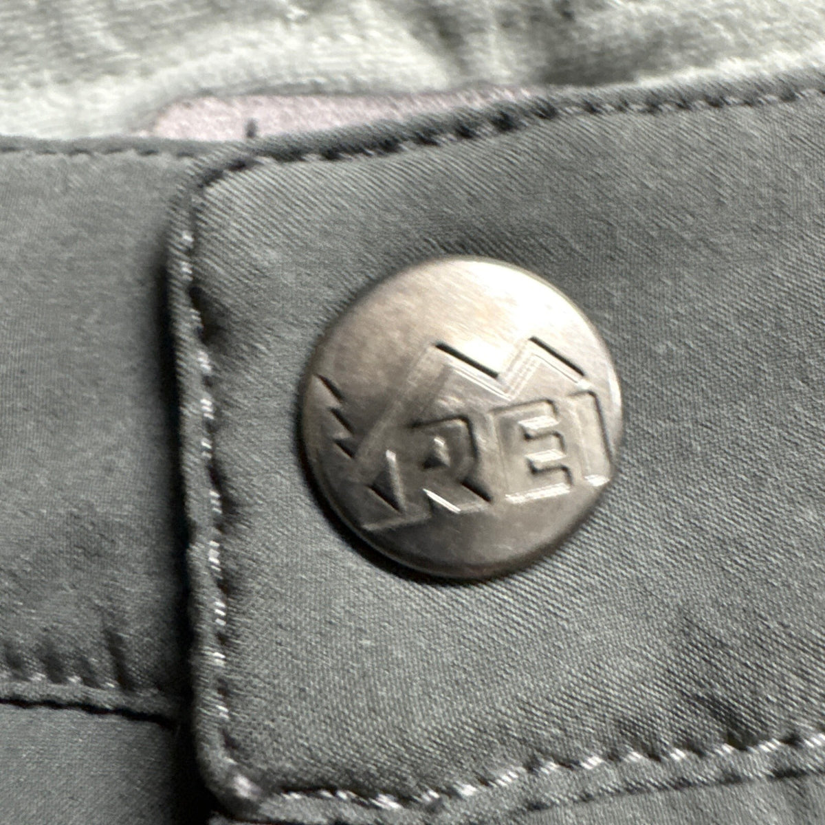 REI Womens Size 6 Petite Gray Hiking Pants Cargo Lightweight Outdoor Travel