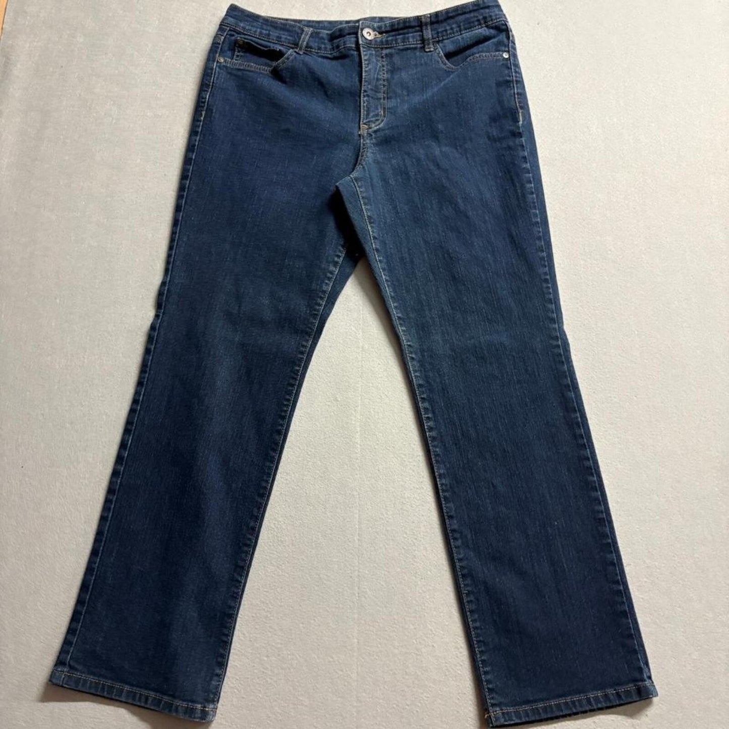 Bandolino Caroline Jeans Womens 14 Blue Denim Straight Leg Stretch Comfort