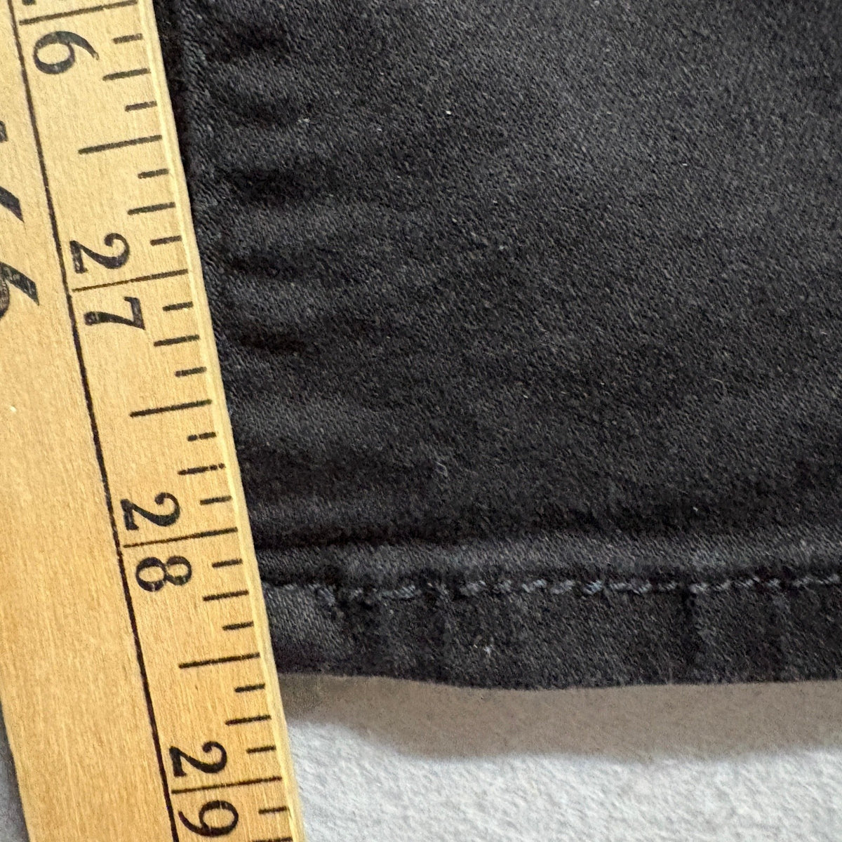Levis 725 High Rise Bootcut Jeans Womens 28x30 Black Denim Stretch Pants