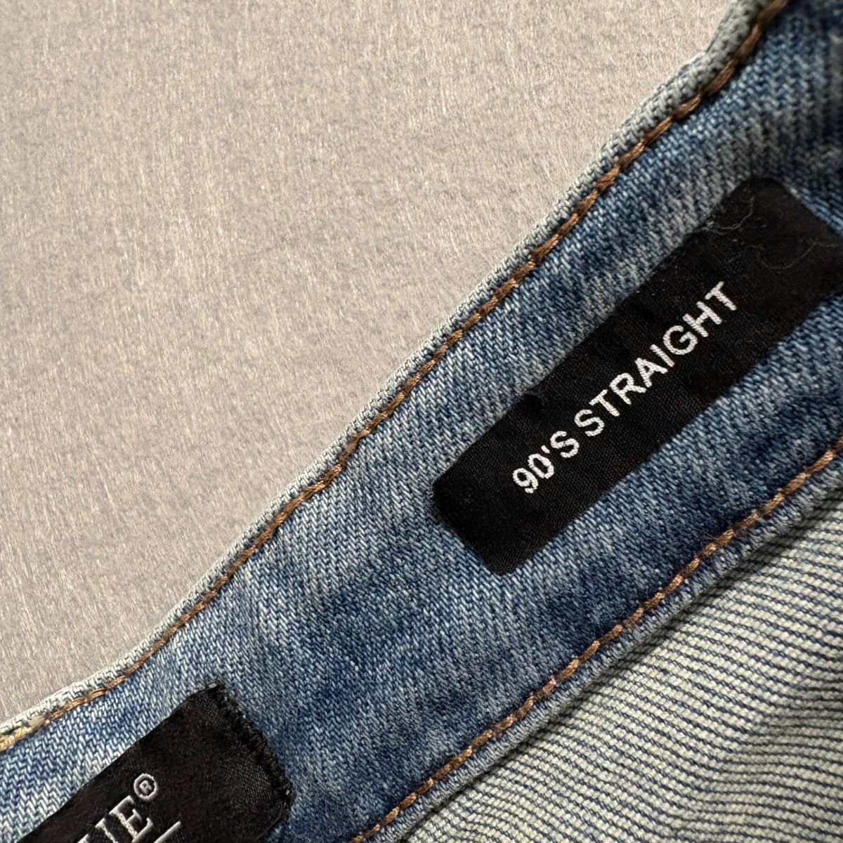 Judy Blue 90s Straight Leg Jeans Womens Size 1/25 Distressed Raw Hem Light Wash