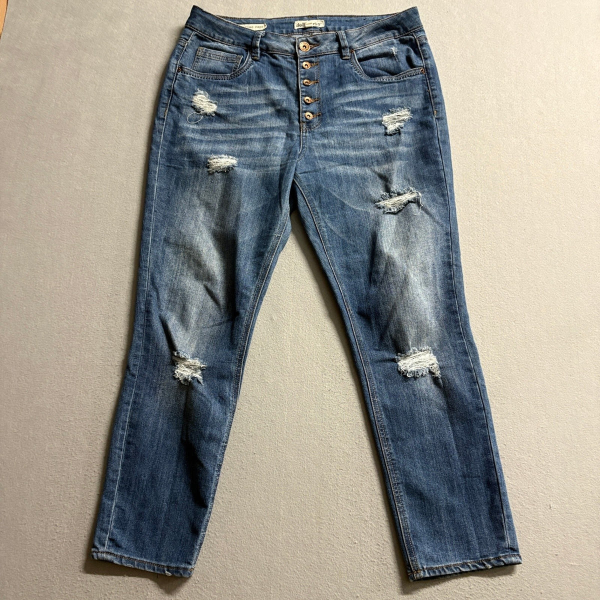 Dollhouse Mid Rise Capri Jeans Womens Size 13 Blue Distressed Button Fly Denim