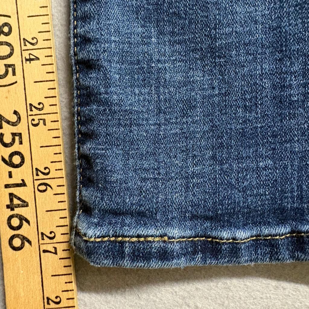 Levis Classic Straight Jeans Womens 12M Blue Denim Stretch W31 L30