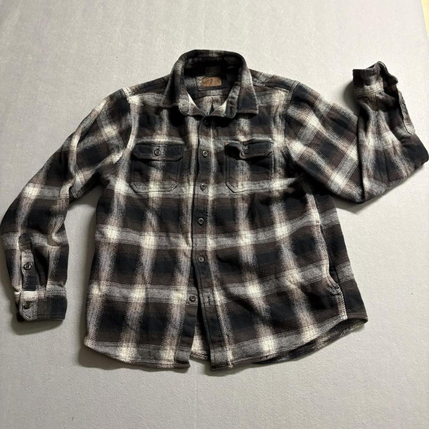 Orvis Flannel Shirt Mens Medium Brown Black Plaid Heavyweight Cotton Button Up