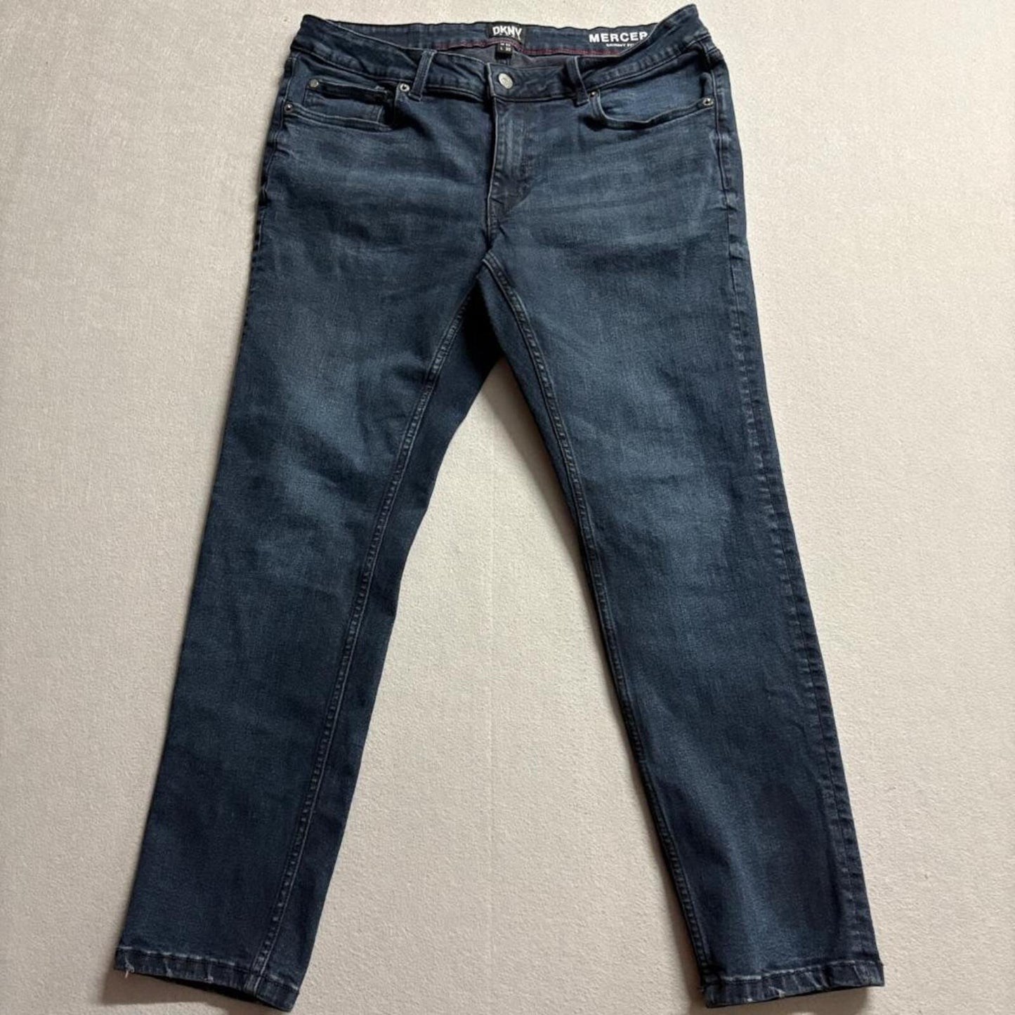 DKNY Jeans Mens 32x30 Mercer Skinny Fit Dark Wash Stretch Blue Denim