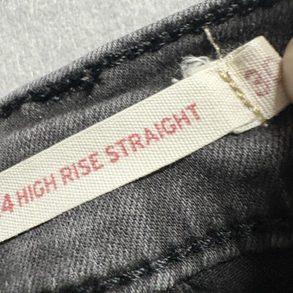 Levi's 724 High Rise Straight Jeans Womens Size 30x32 Black Denim Stretch