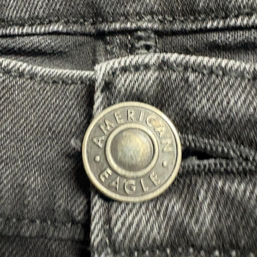 American Eagle Mom Jeans Womens 4 Black High Rise Distressed Denim
