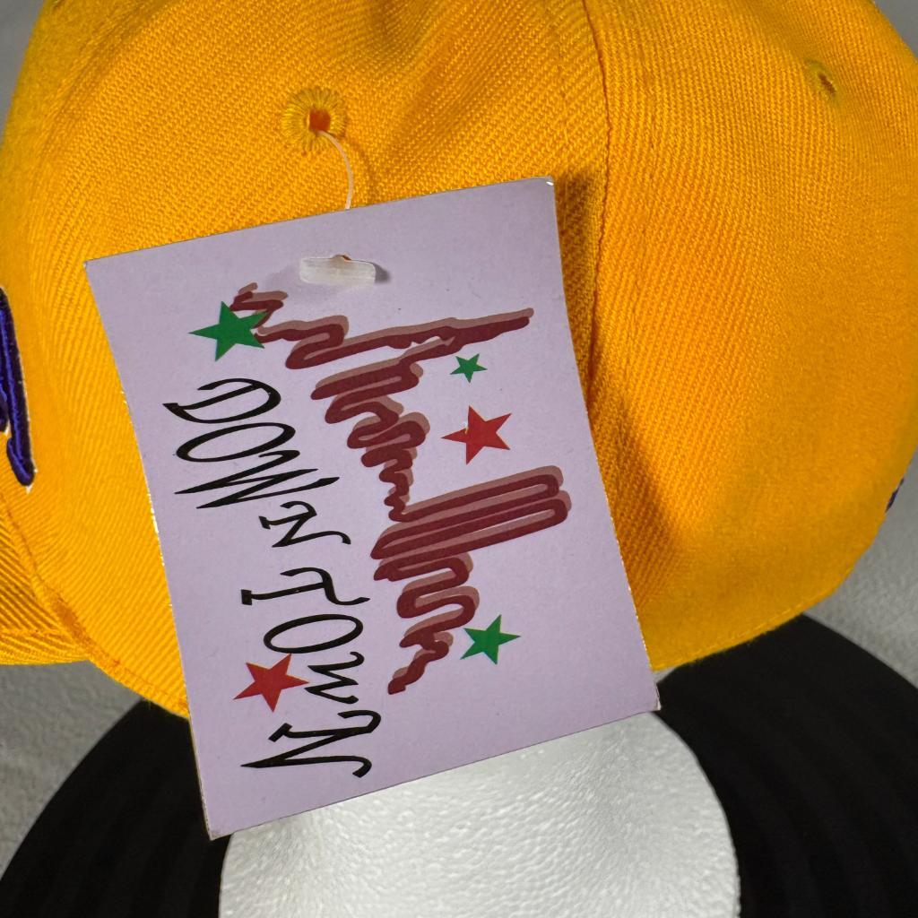 Los Angeles Lakers Yellow Fitted Hat 7 1/4 Down Town LA Purple Embroidered Cap
