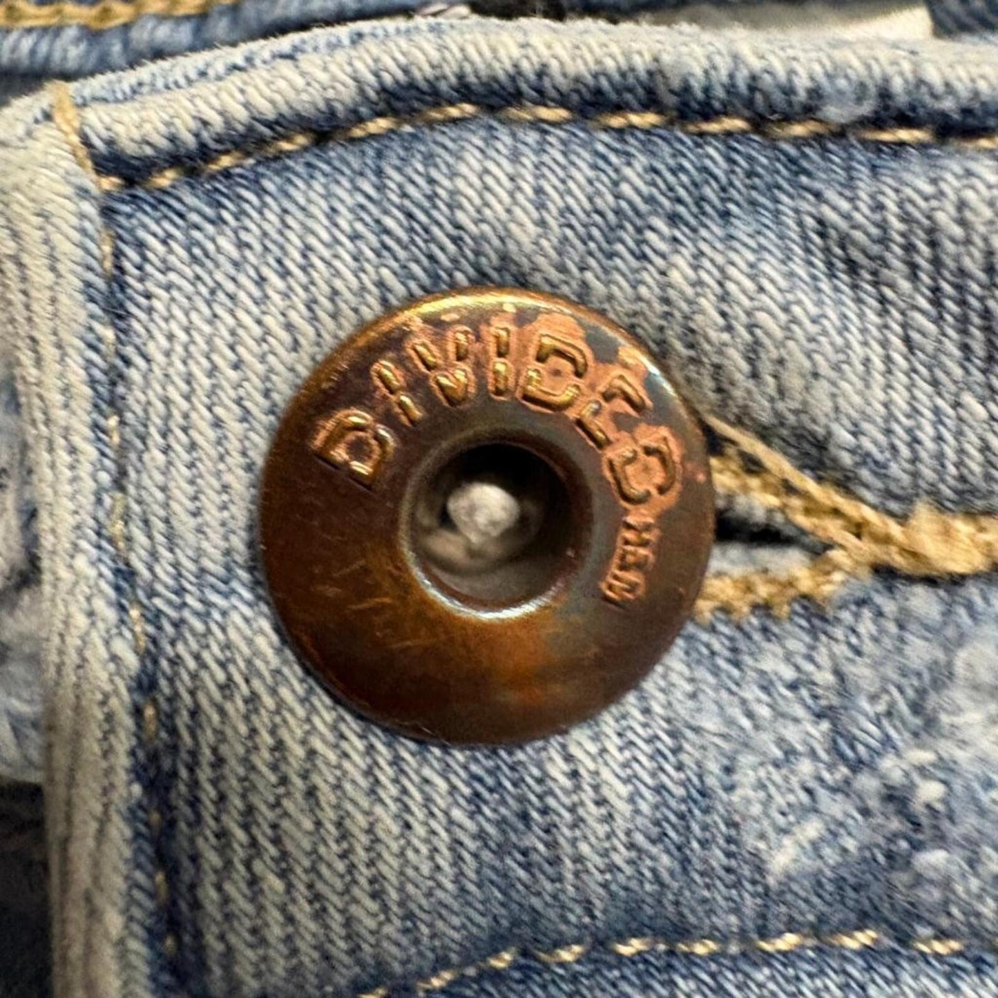 H&M Divided Patchwork Jeans Womens Size 6 Blue Distressed Raw Hem Crop Straight