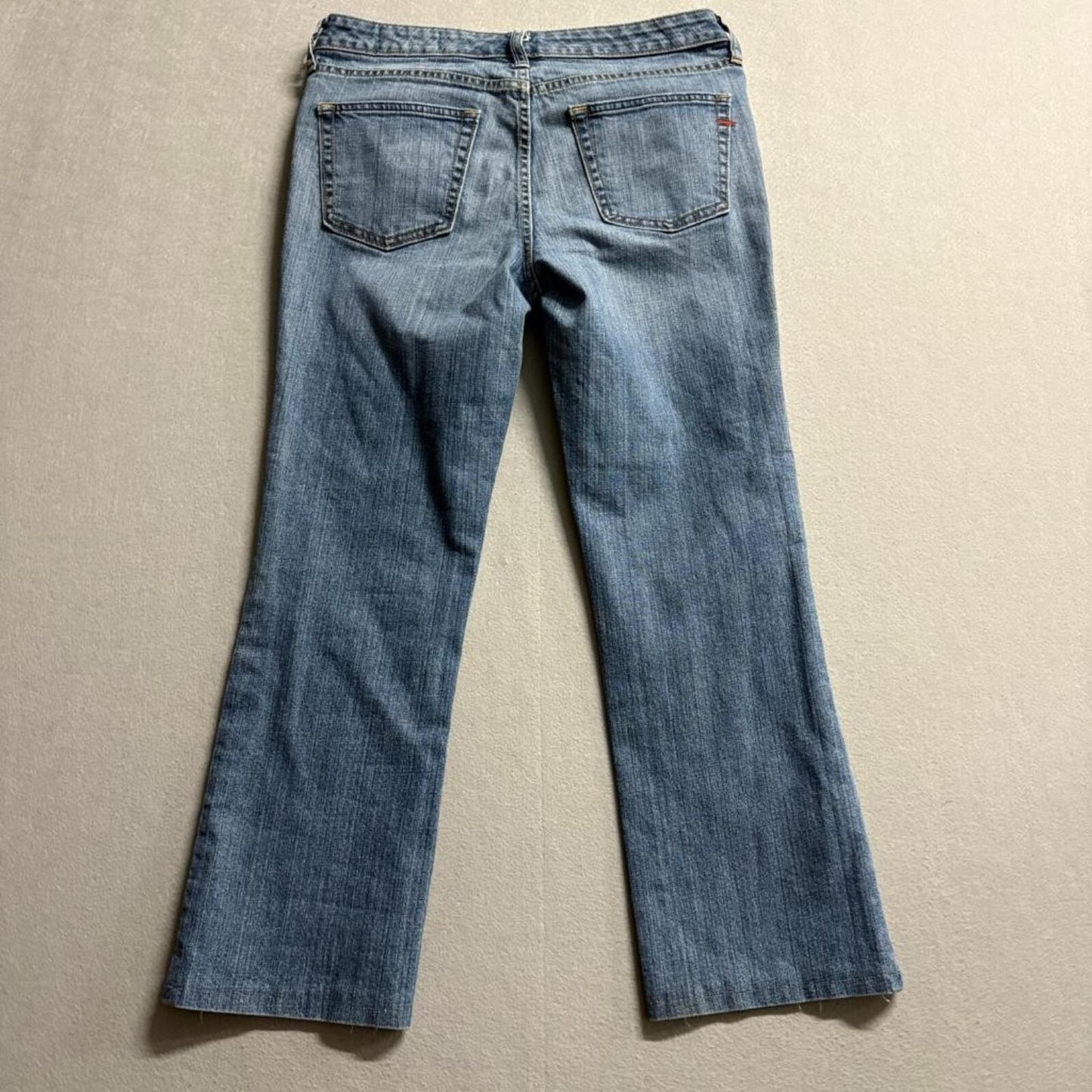 Gap 1969 Classic Fit Jeans Womens 8R Blue Denim Sandblasted Fade Stretch Bootcut