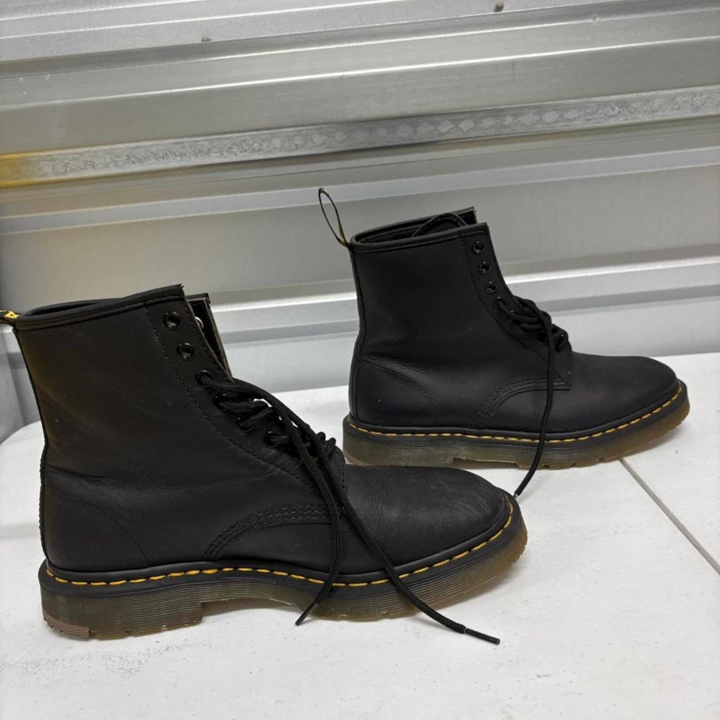 Dr Martens Amwell SR Black Leather Work Boots Womens 11 Mens 10 Slip Resistant