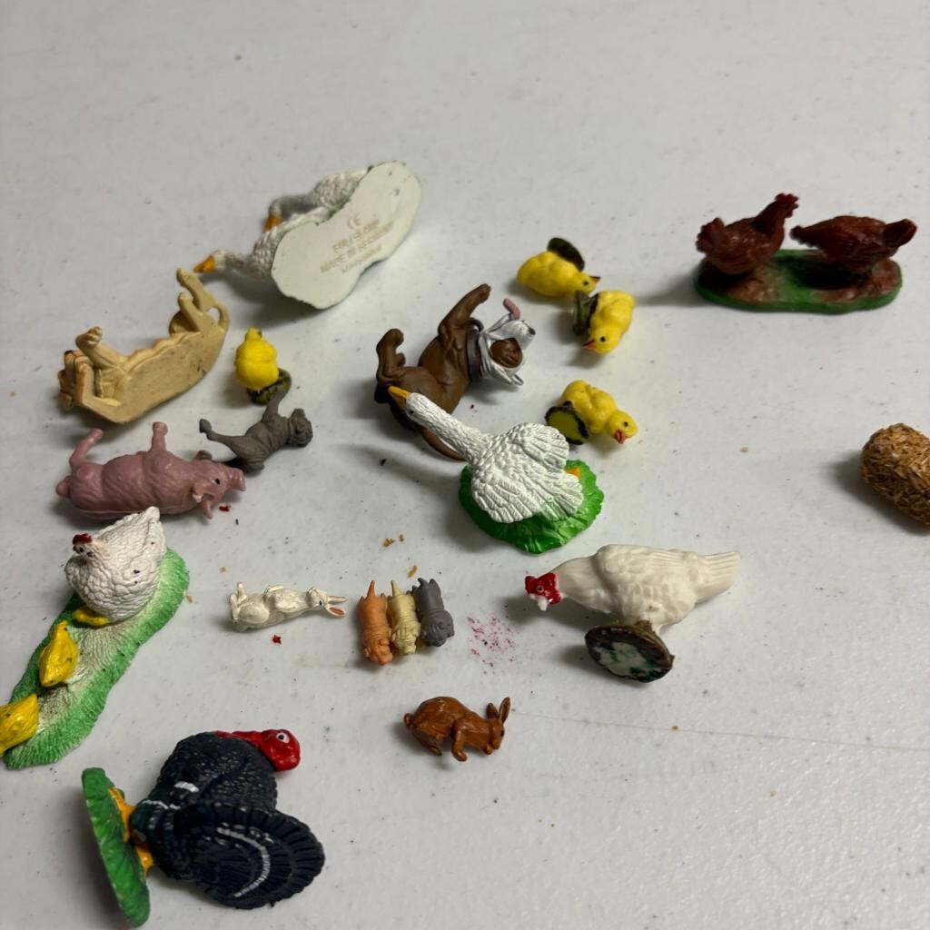 Bullyland Germany Vintage Farm Animal Figurines Lot Handpainted Plastic Toys