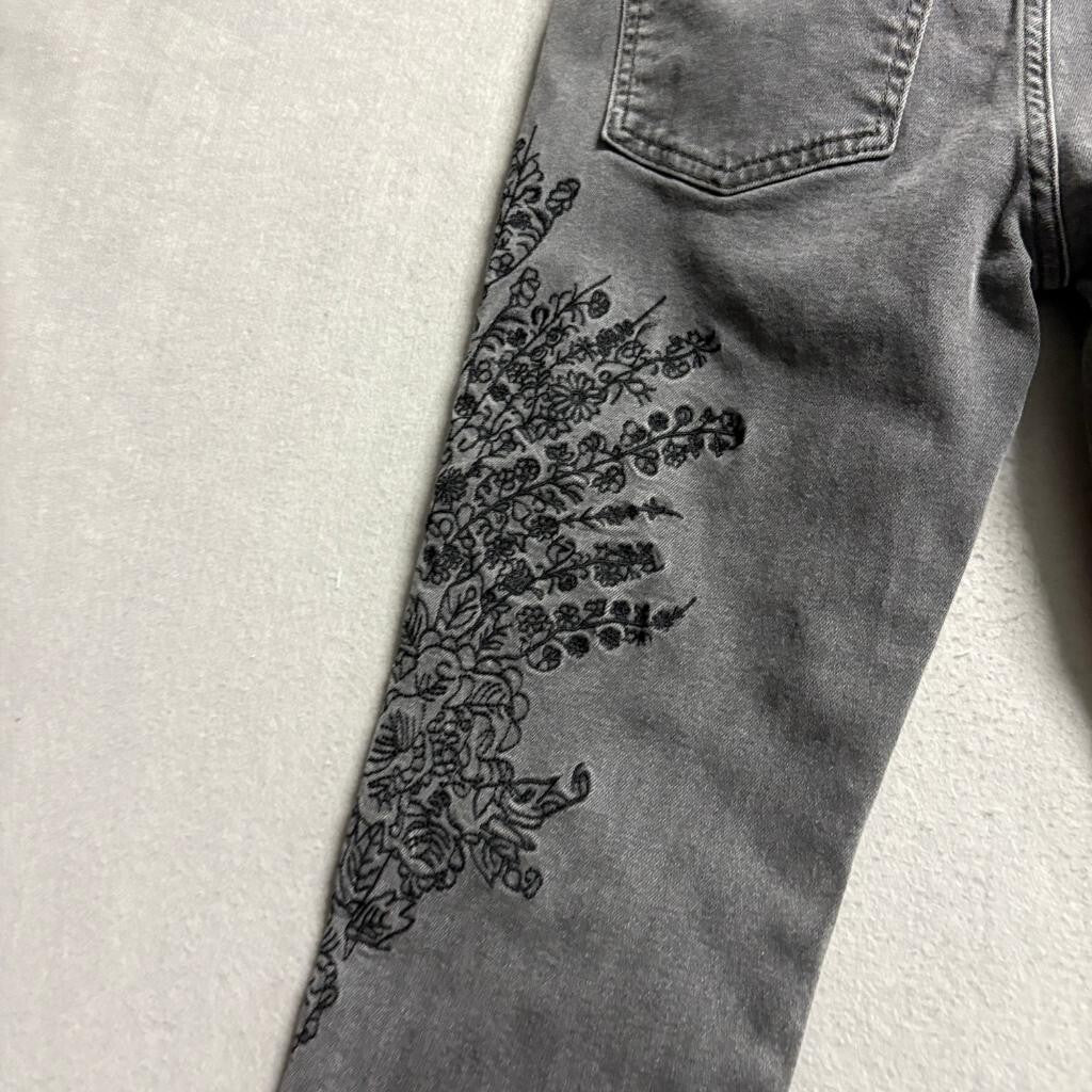 We The Free Free People Embroidered Jeans Womens 26 Gray Raw Hem Floral Crop