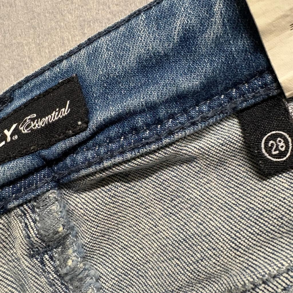 ONLY Essential Repair LW Super Skinny Denim Jeans Womens Size 28 Distressed Blue