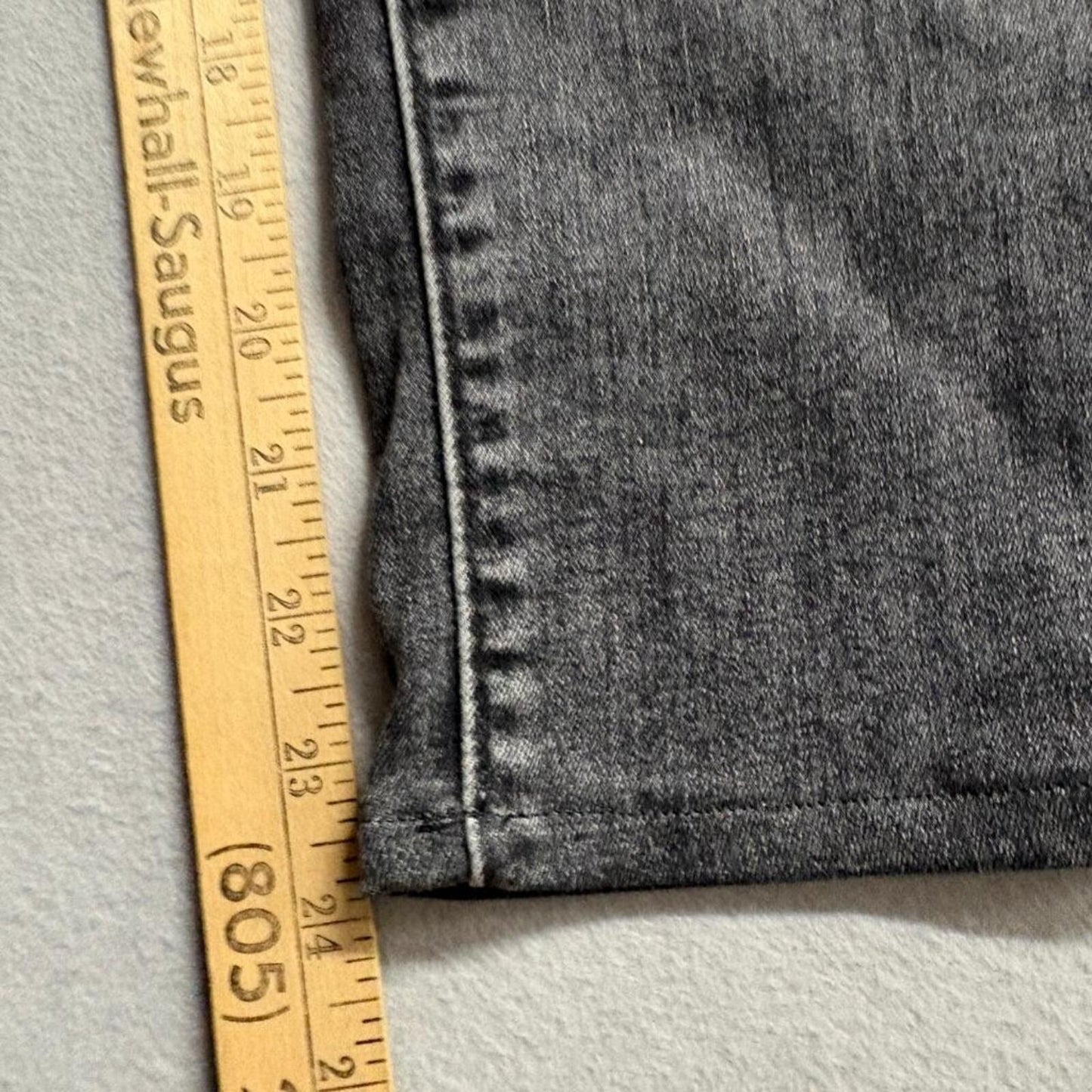 Levi's 721 High Rise Skinny Jeans Womens 27x30 Gray Distressed Ripped Knee Denim