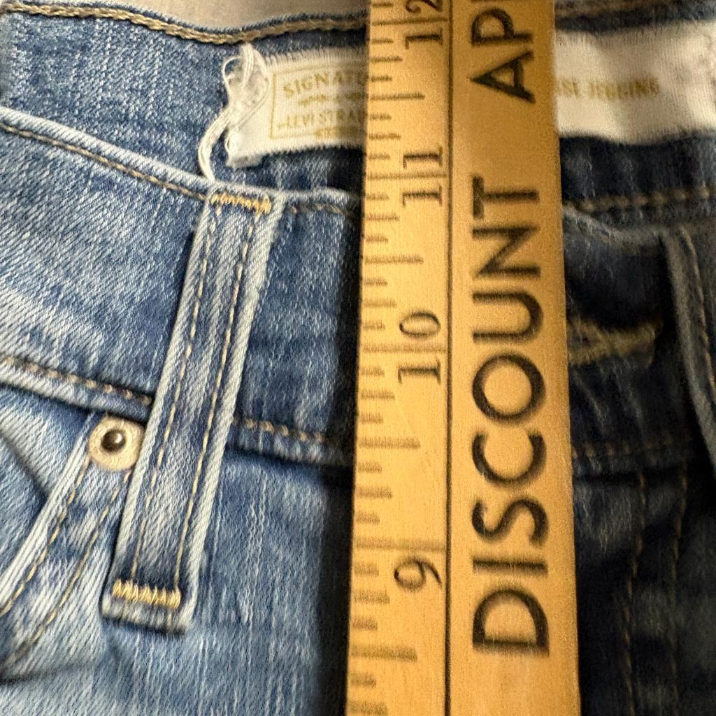 Signature by Levi Strauss Co Womens Ultra High Rise Jegging Jeans Size 5 W27