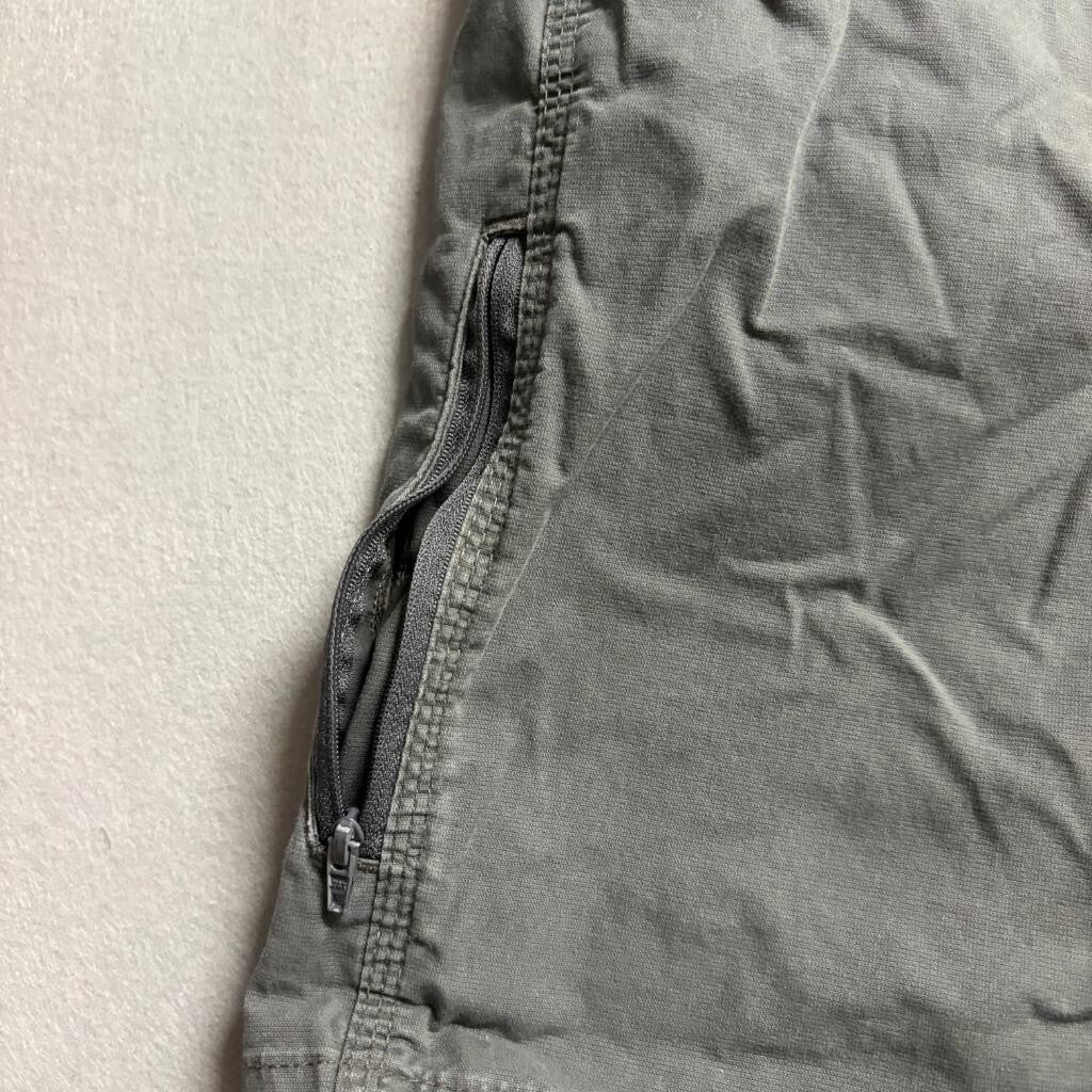 Wrangler Mens Cargo Shorts Size 48 Gray Cotton Blend Stretch Flat Front