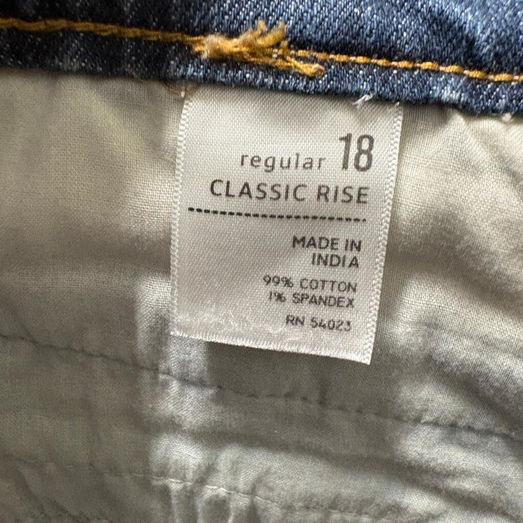 Old Navy The Sweetheart Jeans Womens 18 Regular Blue Denim Classic Rise Bootcut