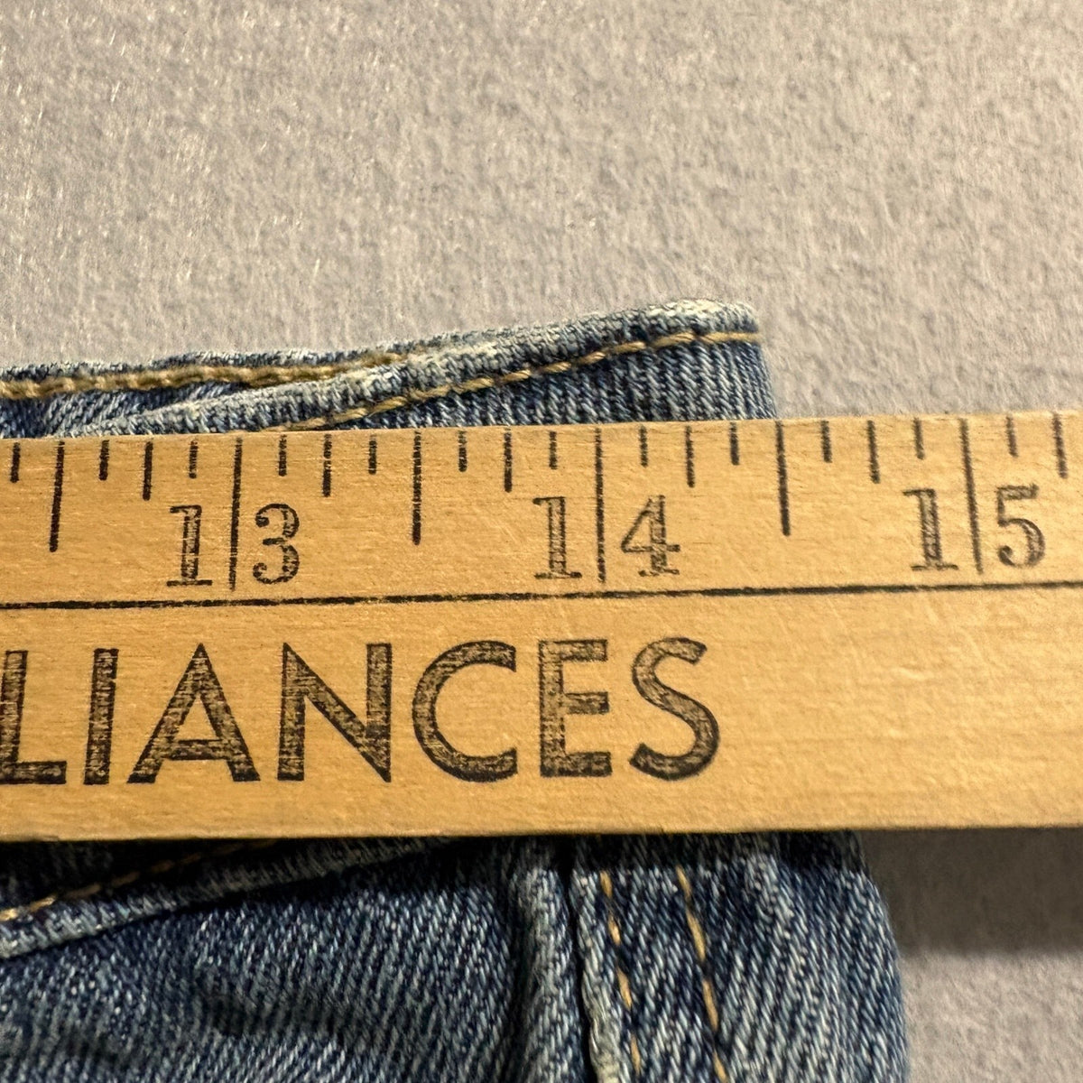 No Boundaries Distressed Patch Jeans Womens Blue Medium Wash Straight Leg Denim