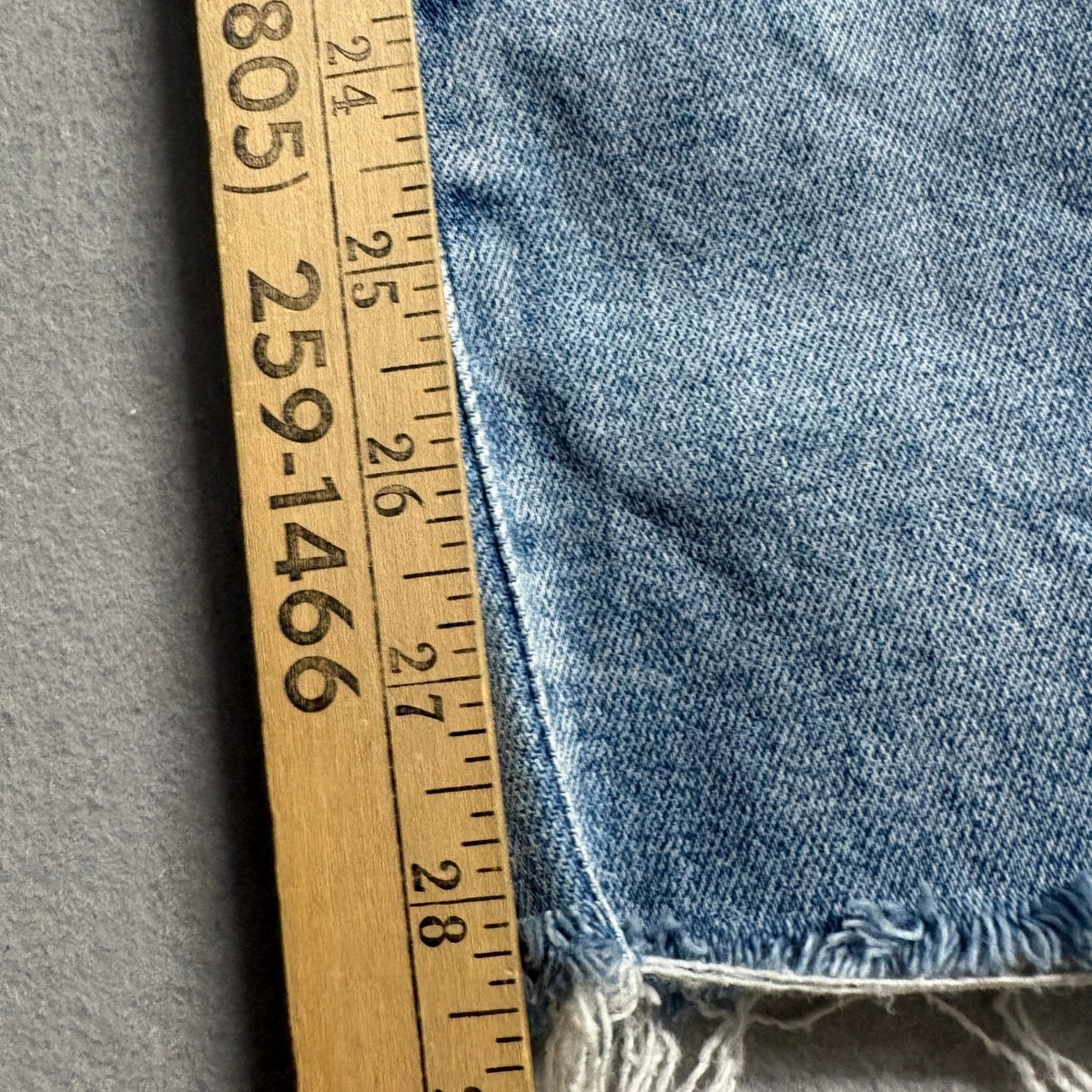 Hidden Los Angeles High Rise Wide Leg Jeans Womens Size 24 Distressed Raw Hem