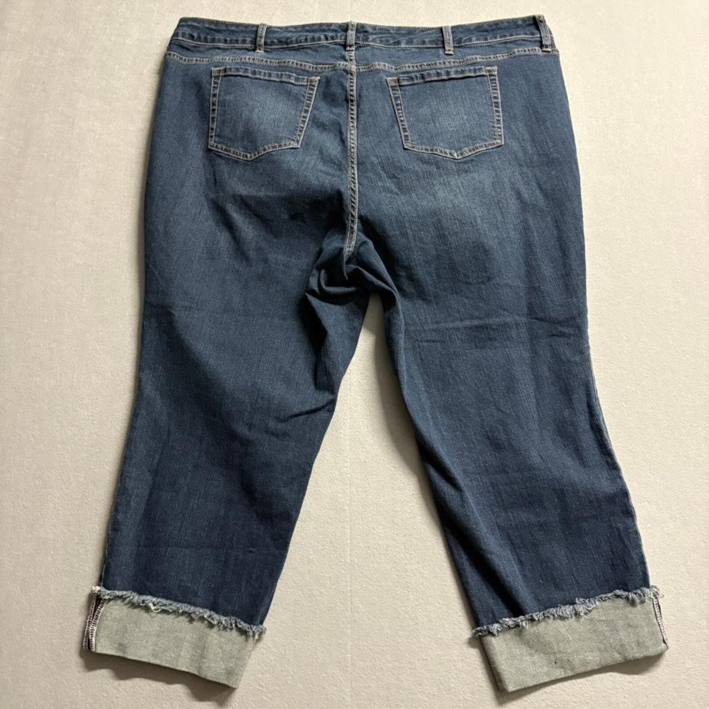 Torrid Crop Boyfriend Jeans Womens 24 Blue Denim Fray Hem Vintage Stretch