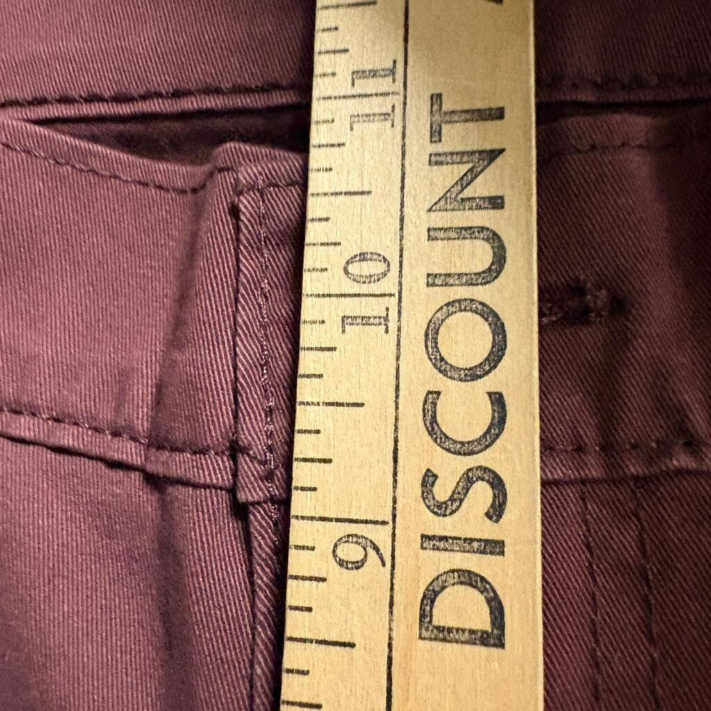 Levis 541 Athletic Taper Jeans Mens 33x32 Burgundy Maroon All Seasons Tech