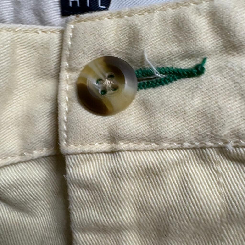 Tommy Hilfiger Chino Shorts Mens 40 Yellow Cotton Pleated Front Casual