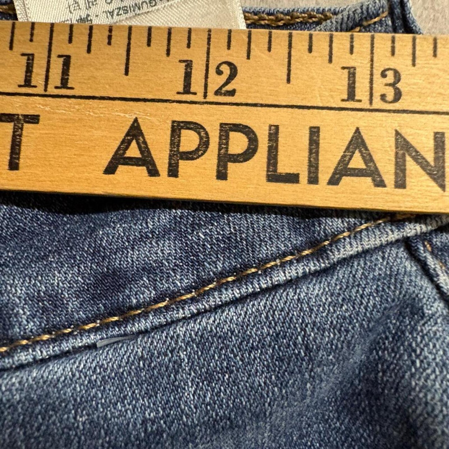 Levis 721 High Rise Skinny Jeans Womens 28x28 Distressed Blue Denim Stretch
