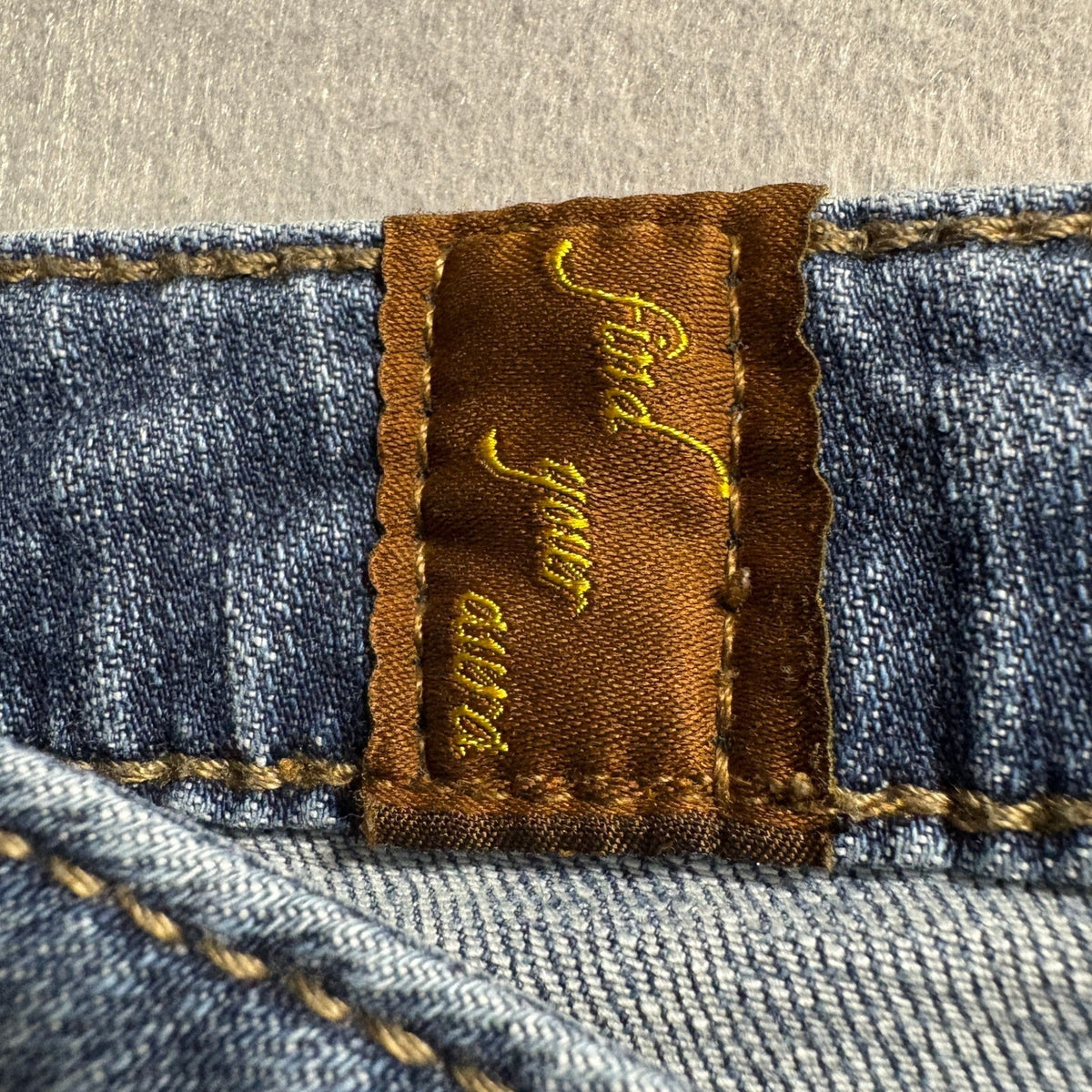 Wrangler Aura From The Women Of Wrangler Straight Leg Blue Jeans Medium Wash