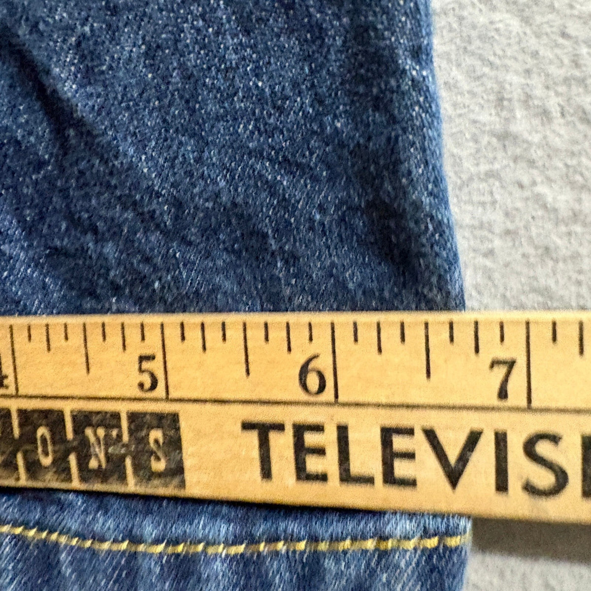 Levis 502 Regular Taper Jeans Womens 16Reg W28 L30 Distressed Blue Denim