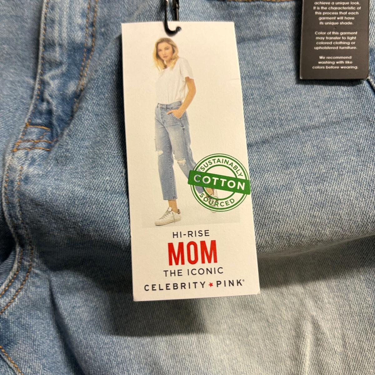 Celebrity Pink Womens Hi-Rise Mom Jeans Size 7/28 Blue Distressed Denim New