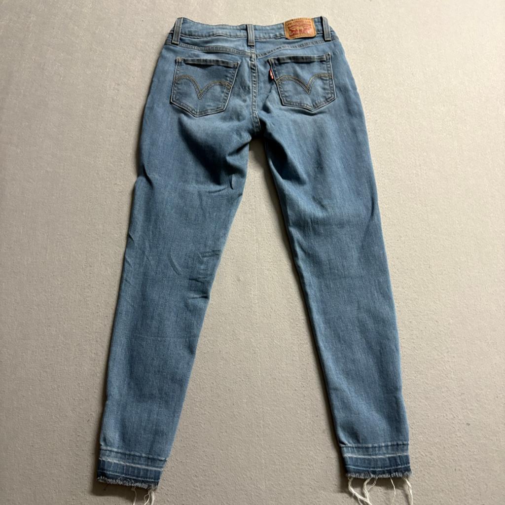 Levis 535 Super Skinny Jeans Womens 26 Blue Denim Raw Hem Stretch