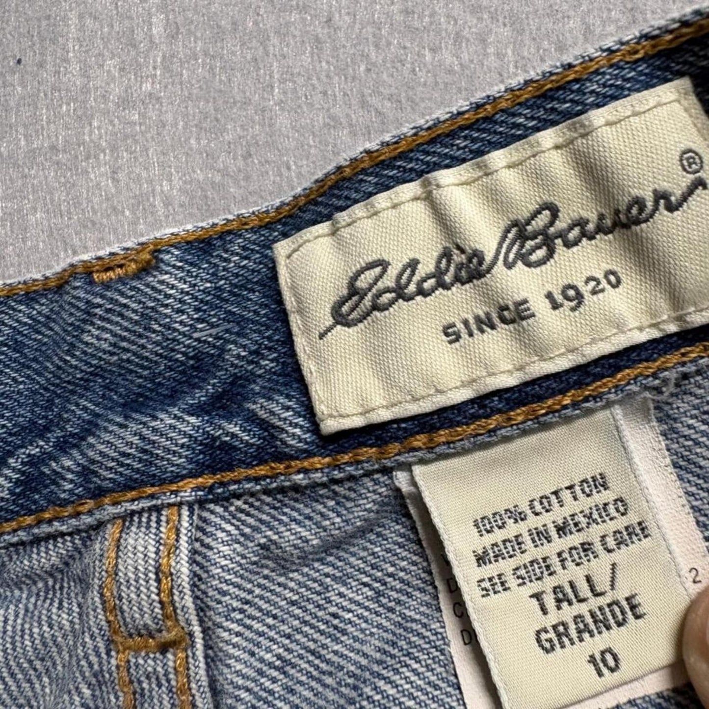 Eddie Bauer Vintage Mom Jeans Womens 10 Tall Blue Denim High Rise Straight Leg