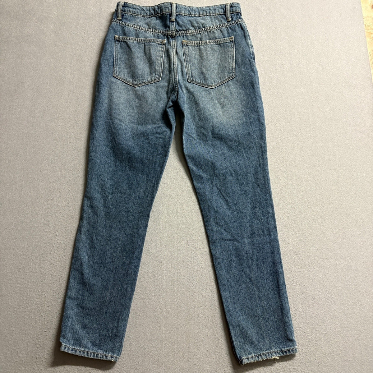 No Boundaries Distressed Patch Jeans Womens Blue Medium Wash Straight Leg Denim