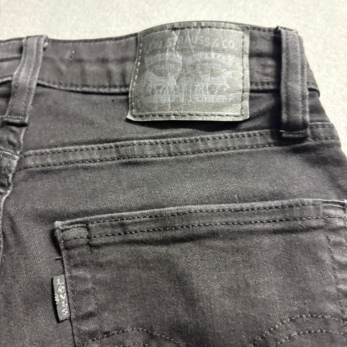 Levi's 725 High Rise Bootcut Jeans Womens W26 L30 Black Stretch Denim Pants