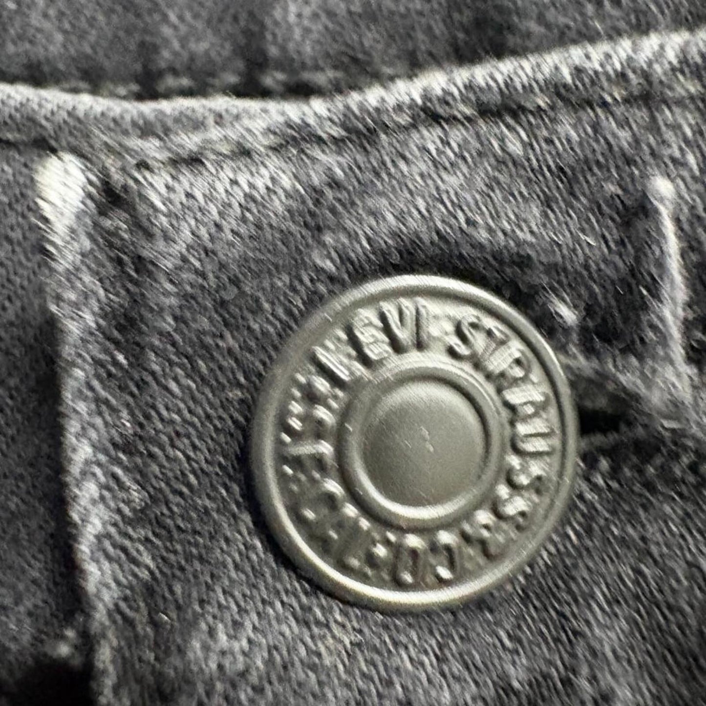 Levis 510 Skinny Fit Jeans Mens 29x30 Black Distressed Ripped Knee Denim