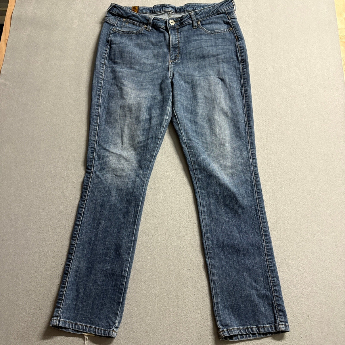 Wrangler Aura From The Women Of Wrangler Straight Leg Blue Jeans Medium Wash