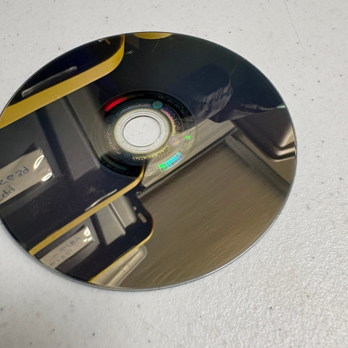 Gears of War Ultimate Edition Xbox One Game Disc in GameStop Case