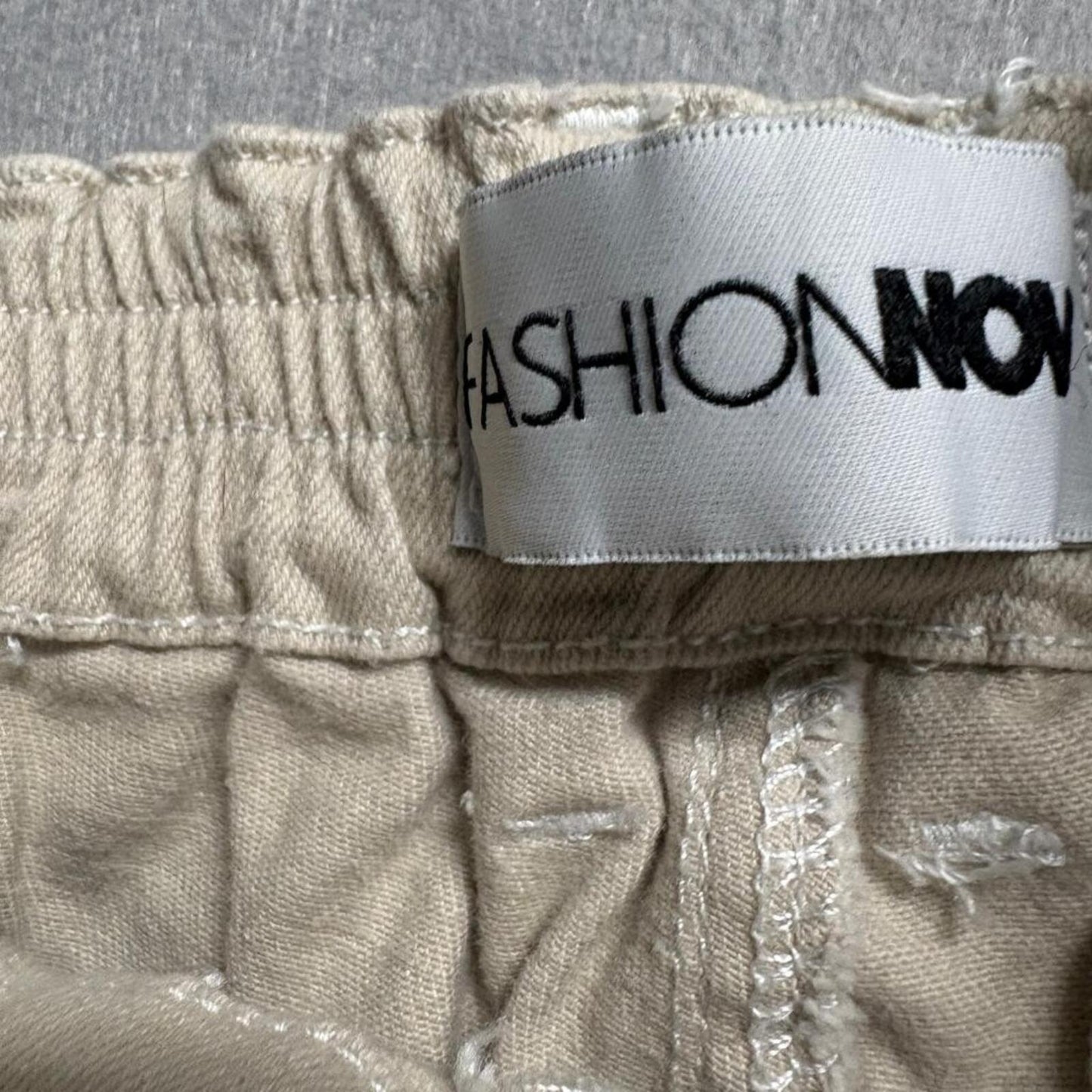 Fashion Nova Womens Cargo Pants Size M Beige Cotton Blend Elastic Waist Utility