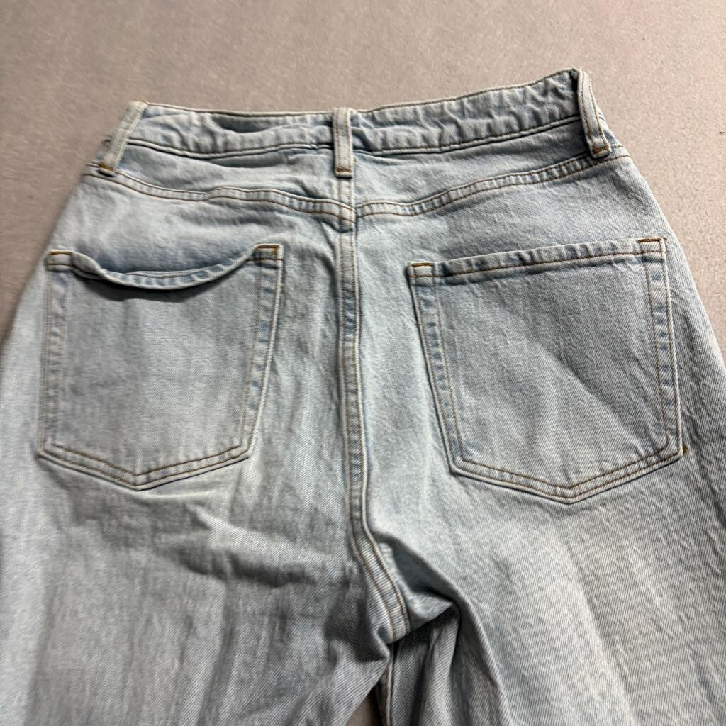 Disney Encanto Mirabel Girls Jeans Size 5 Light Wash Embroidered Floral Skinny