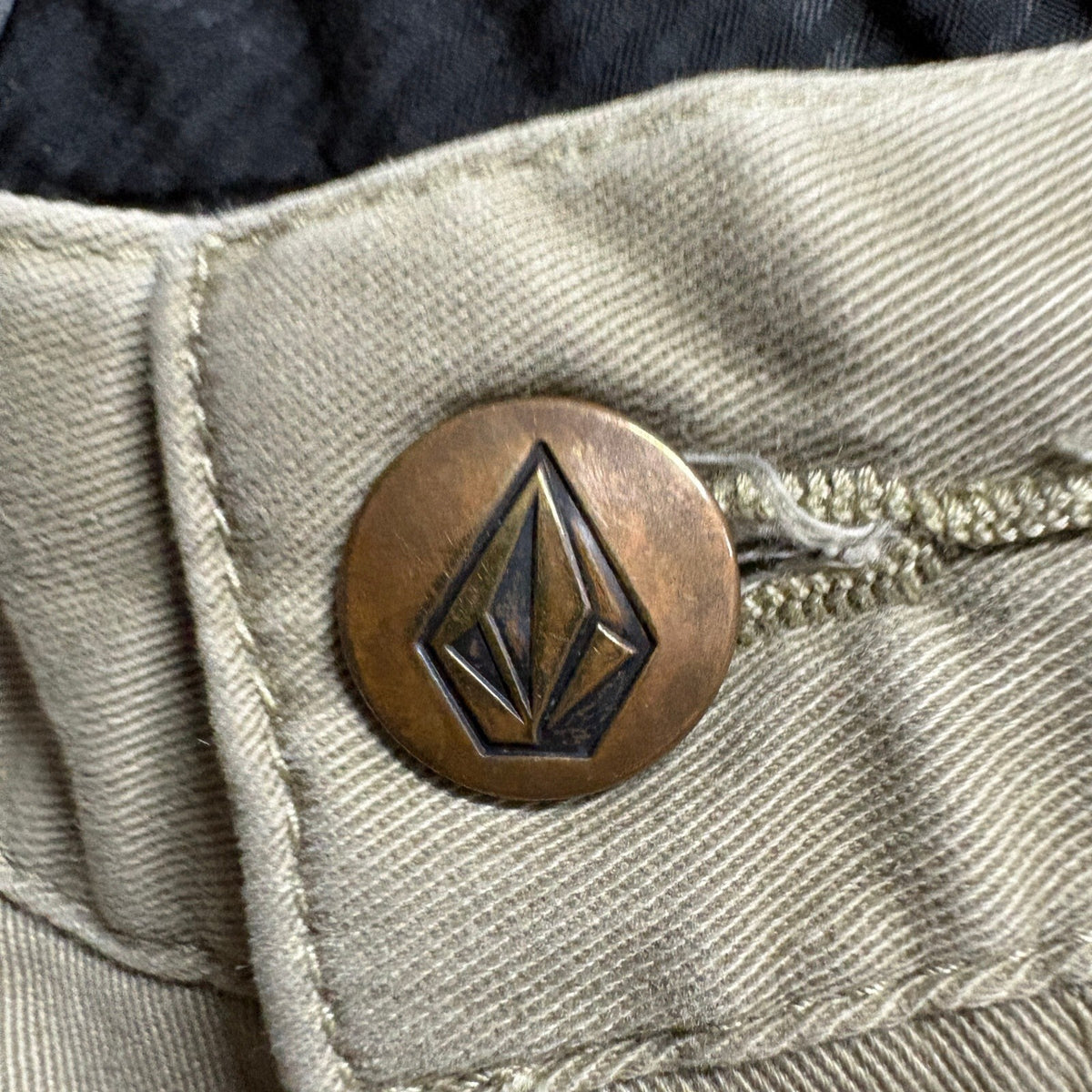 Volcom Chino Shorts Mens 30 Khaki Tan Cotton Blend Skate Casual