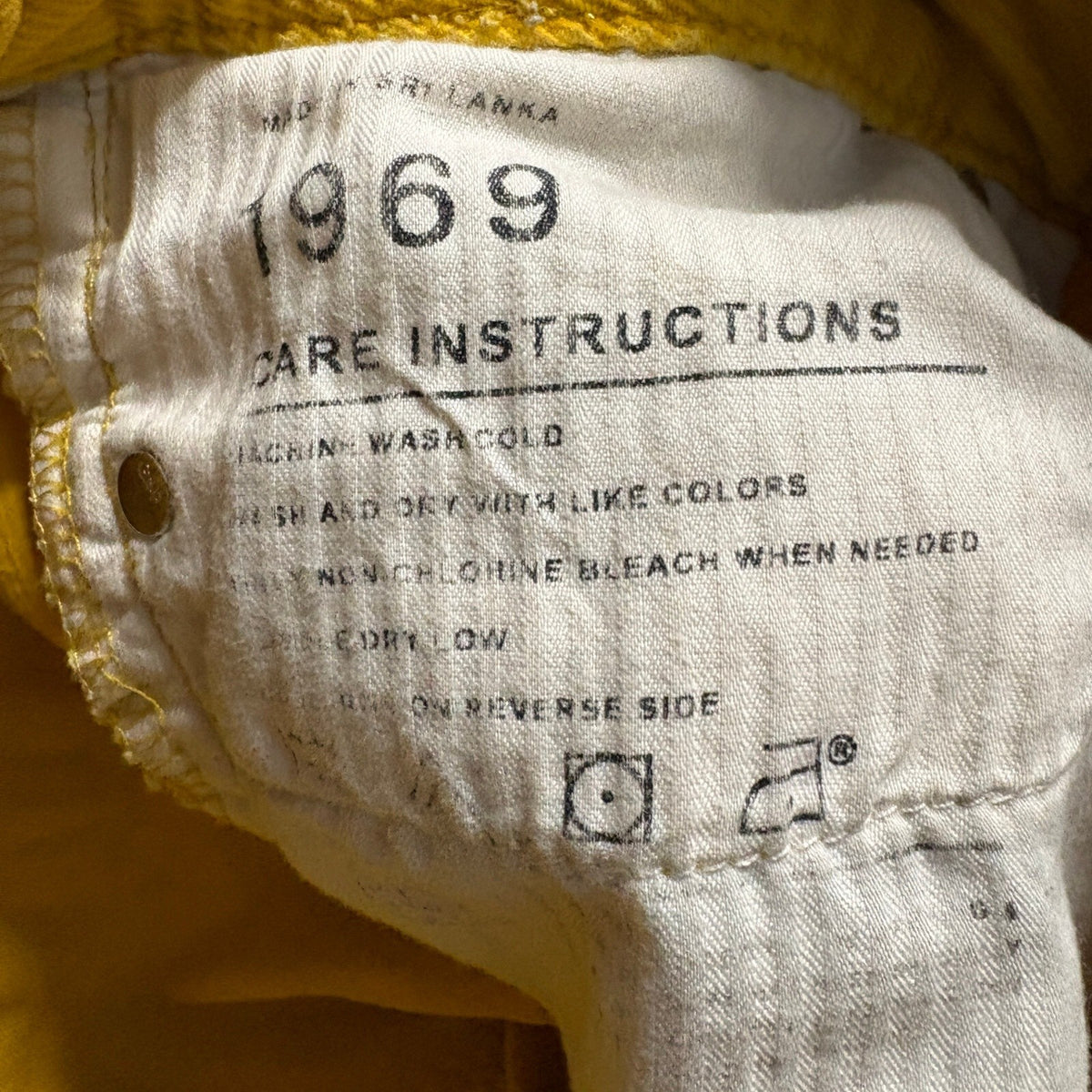Gap 1969 Real Straight Corduroy Pants Womens 28/6 Yellow Gilded Gold Stretch