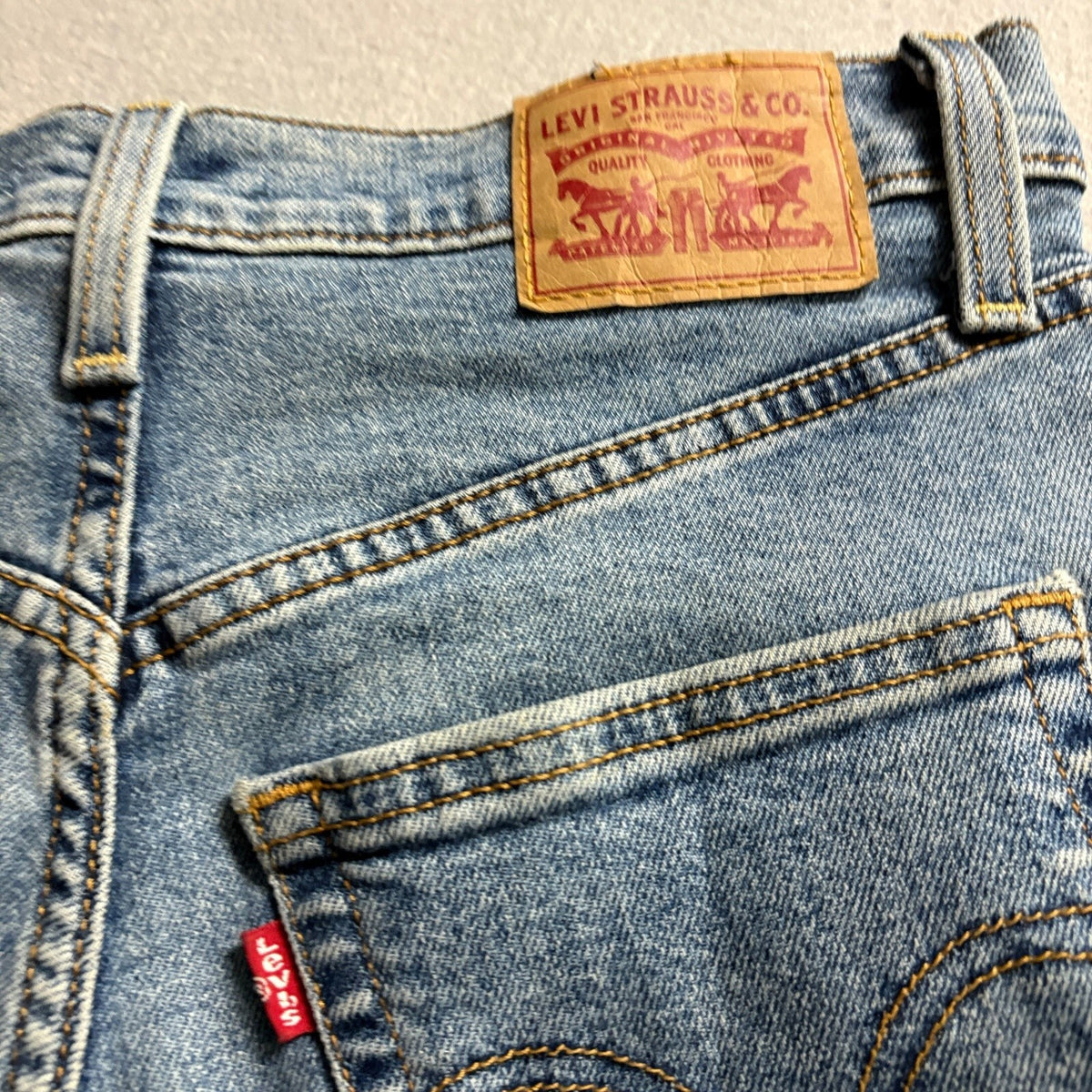 Levi's Ribcage Straight Jeans Womens 27 Blue High Rise Raw Hem Denim Crop