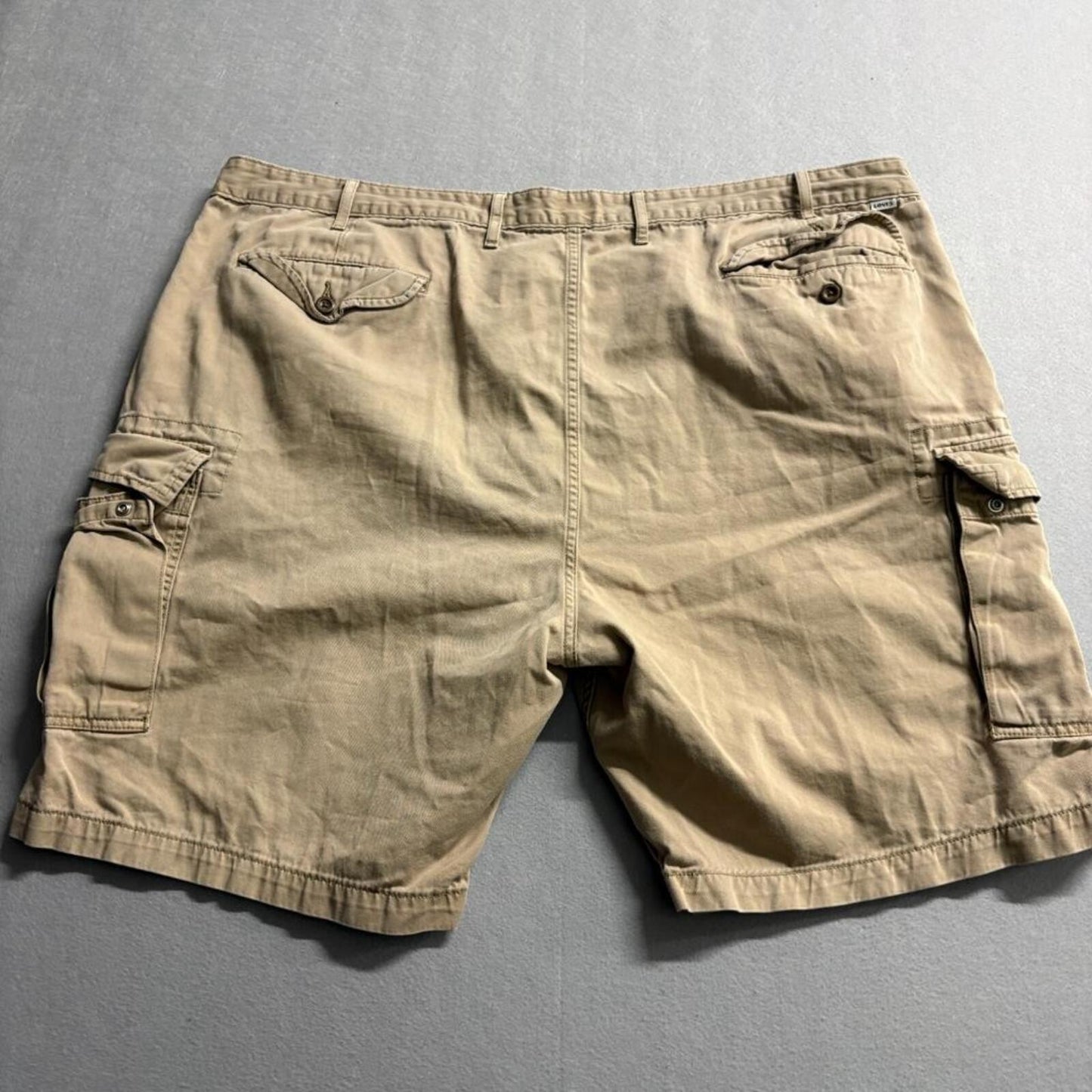 Levi Strauss Co Mens Cargo Shorts Size 48 Tan Khaki Cotton Twill Multi Pocket