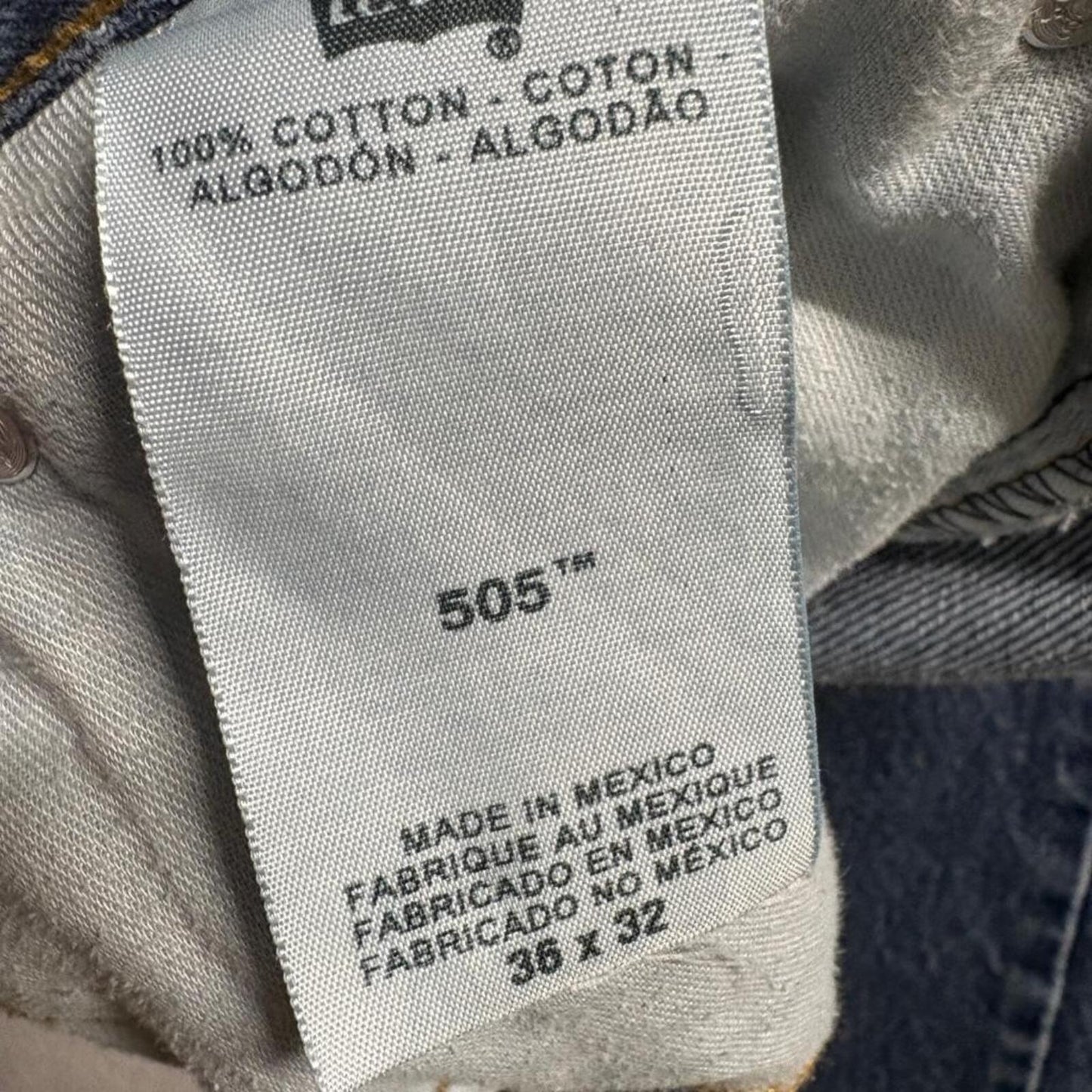 Levis 505 Regular Fit Jeans Mens 36x32 Blue Denim Straight Leg Distressed Hems