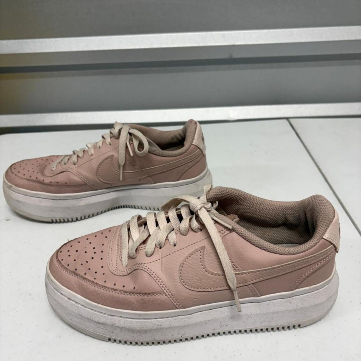 Nike Court Vision Alta LTR Pink Oxford Womens Size 10 Platform Sneakers