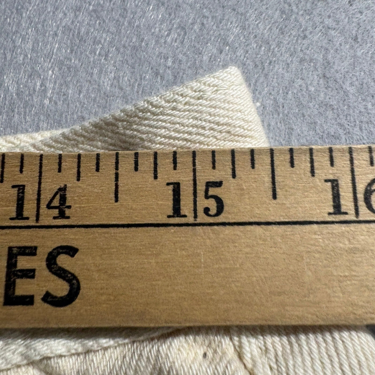 Universal Thread Womens Relaxed Wide Leg Jeans 10R Beige Cream High Rise Denim