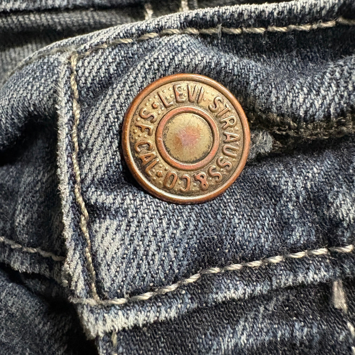 Levi's 505 Regular Fit Jeans Mens 38x32 Dark Wash Blue Stretch Denim Pants