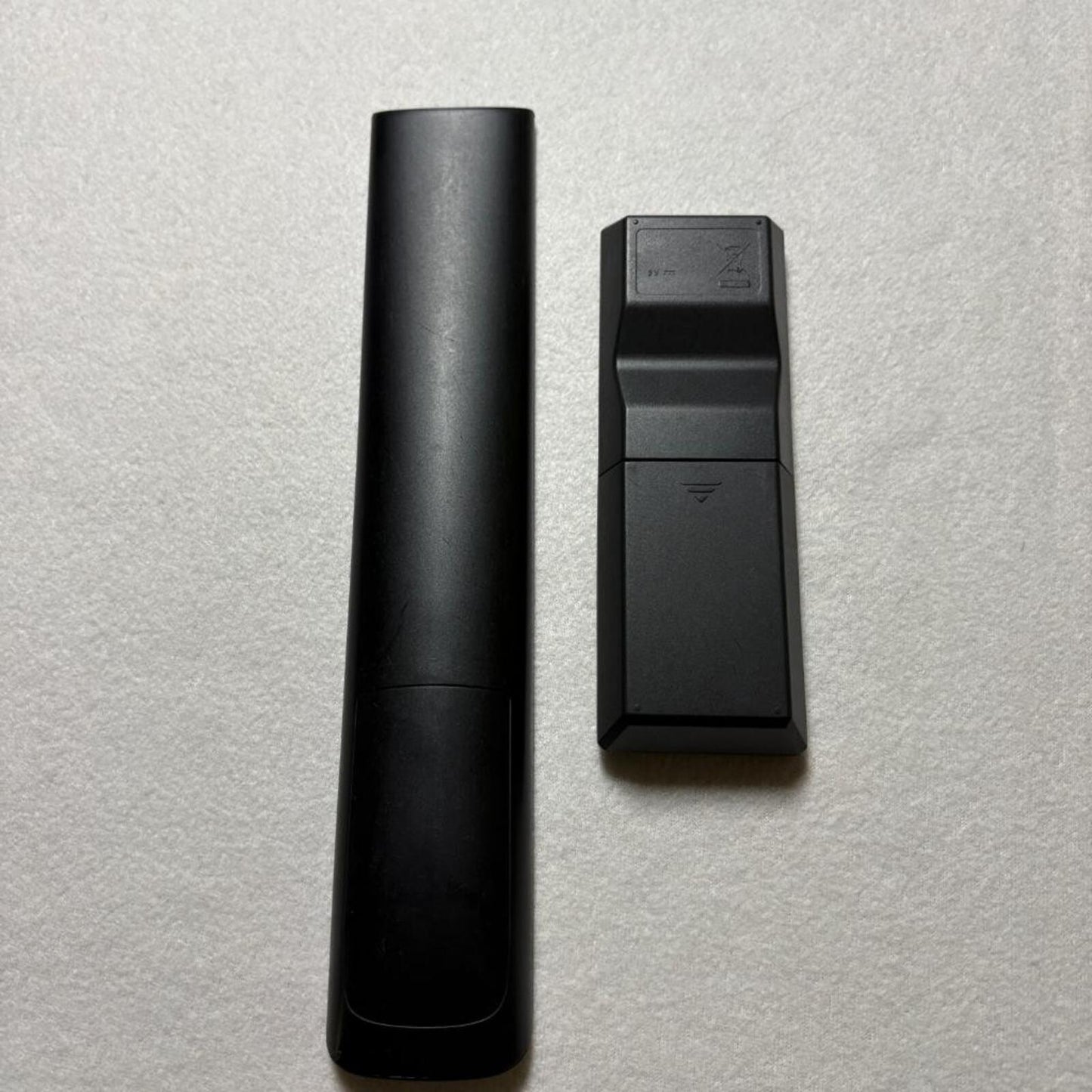 Sony RMT-VB201U Blu-ray Remote Control and Funtai 781A TV Remote Bundle